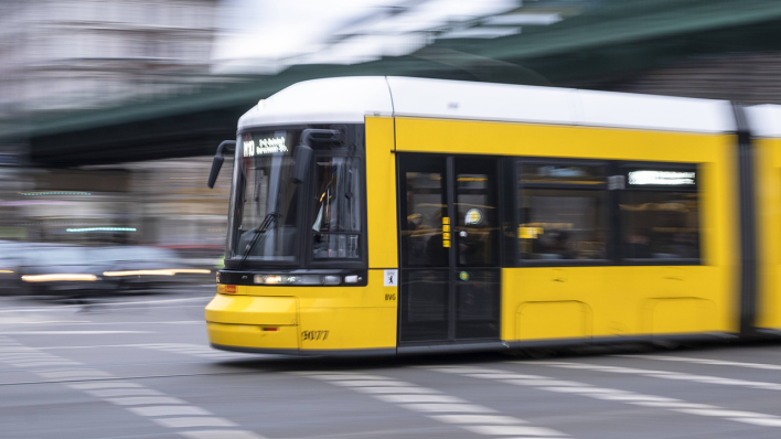 Straßenbahn in Berlin © imago/Seeliger