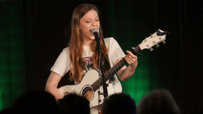 Jade Bird in der radioeins-Lounge © radioeins/Chris Melzer