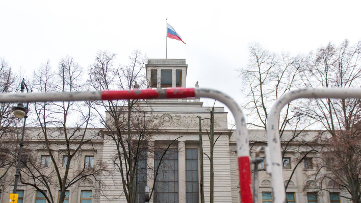 Die Russische Botschaft in Berlin © IMAGO / Christian Spicker