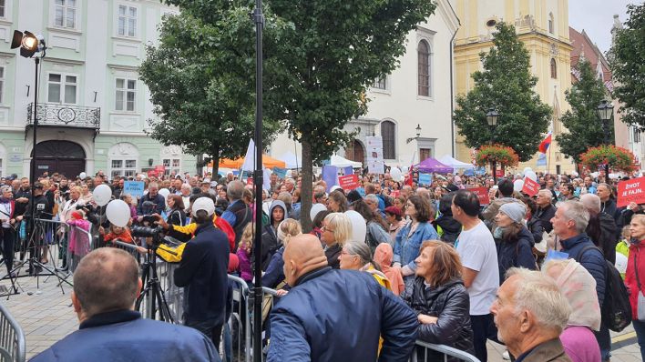 Abtreibungsgegner demonstrieren in Bratislava unter dem Motto "Marsch für das Leben" © radioeins/Sören Hinze