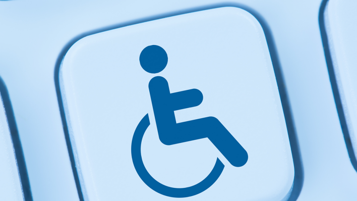 Barrierefreiheit: Ein Rollstuhl-Piktogramm auf einer Taste © IMAGO/Panthermedia/Markus Mainka