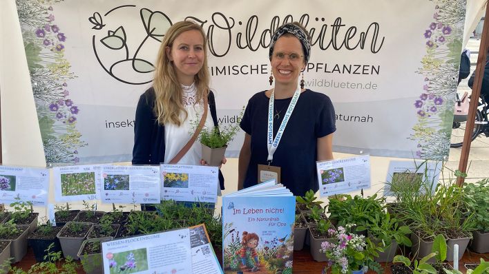 Gärtnerei Wildeblüten in Berlin Neuenhagen - Jessica Görß (l.) und Nicole Schüler © Julia Vismann