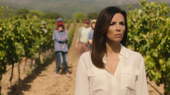 Eva Longoria in "Land of Women" © Apple TV+