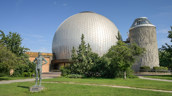 Das Zeiss-Großplanetarium in der Prenzlauer Allee in Berlin © IMAGO / Schöning