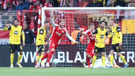 Yorbe Vertessen vom 1. FC Union Berlin jubelt am 05.10.2024 über das Tor zum 2:1 © imago images/Jan Huebner