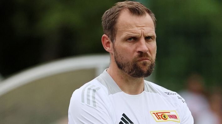 Bo Svensson, ehemaliger Trainer des 1. FC Union Berlin, am Rande eines Testspiels (Archibvild vom 06.07.2024) © imago images/Picture Point LE