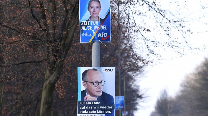 Wahlplakat der AfD und der CDU © IMAGO / Revierfoto