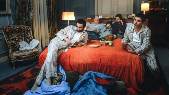 William Lebghil, Michel Blanc, Ethan Chimenti, Dominique Reymond und Aurélien Gabrielli in "La cache | The Safe House" von Lionel Baier © Véronique Kolber